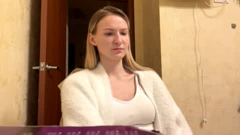 buenamorey online show from February 12, 2026, 9:21 pm