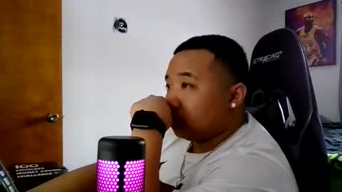 buffsexyman24 online show from February 21, 2026, 6:42 pm