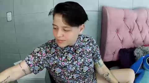 bug2025 online show from November 19, 2025, 2:00 am