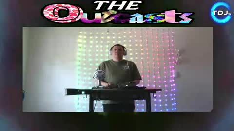 Moose noodles online show from April 19, 2026, 10:01 pm