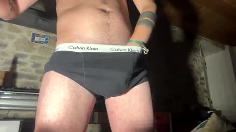 buildernorth93 online show from November 21, 2025, 11:03 pm