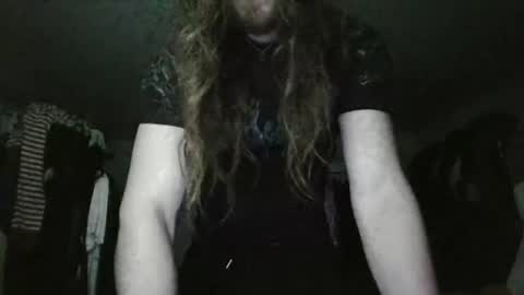 Snapshot of builtdeadboy chatting on June 22, 2026, 7:05 am builtdeadboy online show from June 22, 2026, 7:05 am