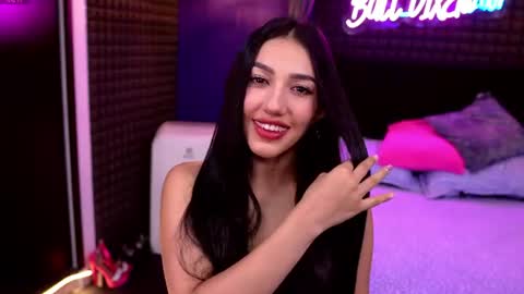 Snapshot of bull_vixen2001 chatting on July 23, 2026, 11:46 pm Bunny and The Rock online show from July 23, 2026, 11:46 pm