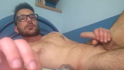 Bullboy9292 online show from April 12, 2026, 9:42 pm