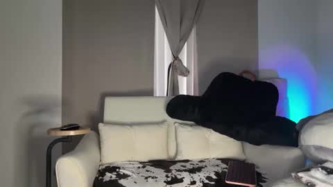 Andrea online show from September 27, 2025, 6:13 pm