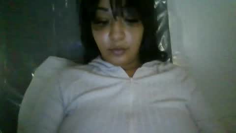 Snapshot of bunniebai chatting on February 2, 2026, 5:22 pm bunniebai online show from February 2, 2026, 5:22 pm