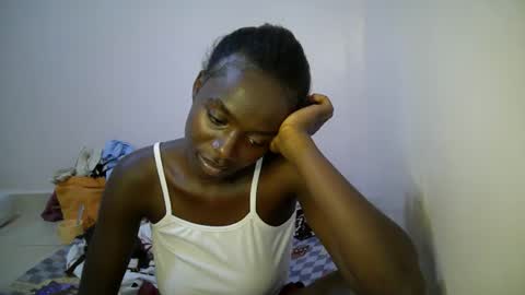 bunny_bliss1 online show from May 28, 2026, 9:12 pm