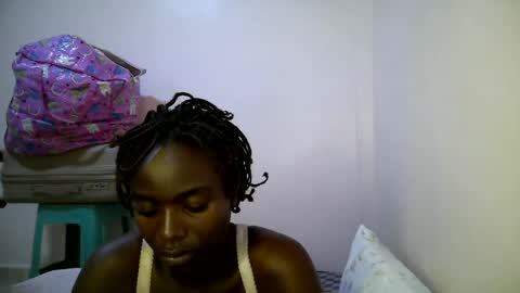 Snapshot of bunny_bliss1 chatting on June 28, 2026, 3:23 am bunny_bliss1 online show from June 28, 2026, 3:23 am