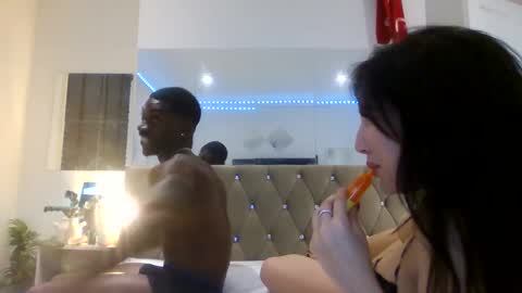 Snapshot of bunnyandbuck chatting on September 13, 2025, 10:53 pm bunnyandbuck online show from September 13, 2025, 10:53 pm