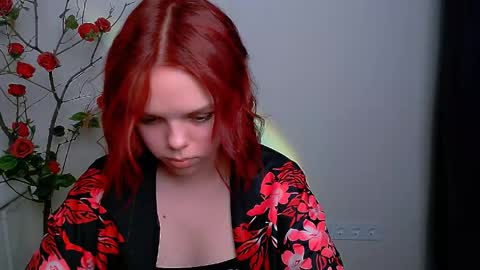 Snapshot of bunnybloom_ chatting on April 27, 2026, 8:18 pm Ariel online show from April 27, 2026, 8:18 pm