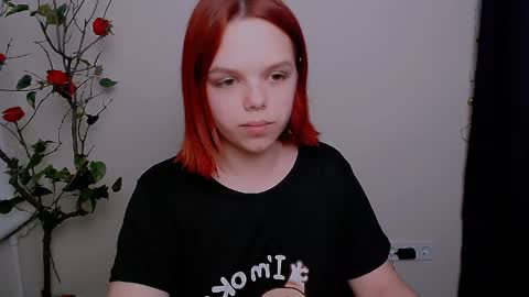 Snapshot of bunnybloom_ chatting on May 26, 2026, 7:54 pm Ariel online show from May 26, 2026, 7:54 pm