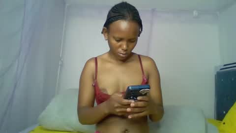 Snapshot of bunnydiva_ chatting on June 5, 2026, 2:18 am bunnydiva_ online show from June 5, 2026, 2:18 am