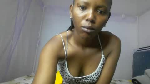 Snapshot of bunnydiva_ chatting on June 14, 2026, 1:47 am bunnydiva_ online show from June 14, 2026, 1:47 am