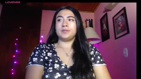 Snapshot of bunnyemilyr0s33 chatting on December 10, 2024, 7:58 am bunnyEmilyR0s33 online show from December 10, 2024, 7:58 am