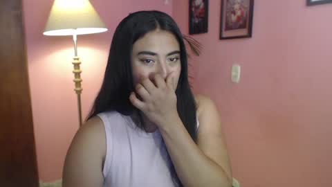 bunnyEmilyR0s33 online show from April 9, 2026, 2:55 pm