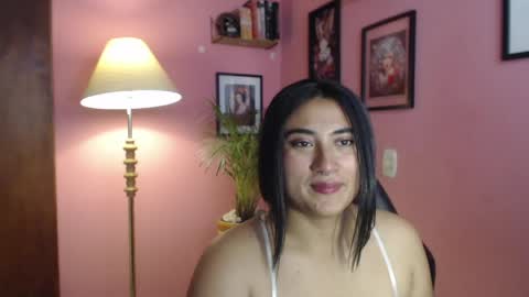 Snapshot of bunnyemilyr0s33 chatting on April 21, 2026, 4:12 pm bunnyEmilyR0s33 online show from April 21, 2026, 4:12 pm