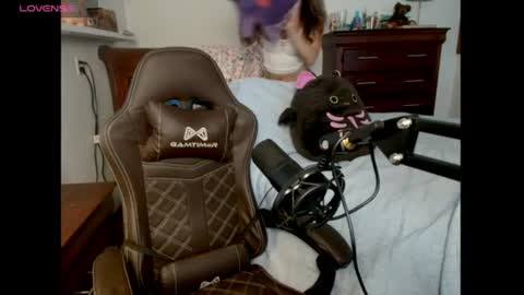Snapshot of bunnynextdoor chatting on June 24, 2026, 2:05 pm bunnynextdoor online show from June 24, 2026, 2:05 pm