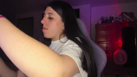 Jess online show from November 18, 2025, 3:12 am