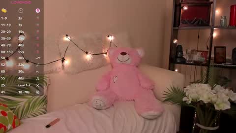 Snapshot of bunnyy_4u chatting on June 8, 2026, 3:34 pm Lilith online show from June 8, 2026, 3:34 pm