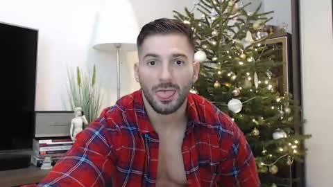 Snapshot of bunzdanny chatting on December 25, 2024, 12:37 pm BunzDanny online show from December 25, 2024, 12:37 pm