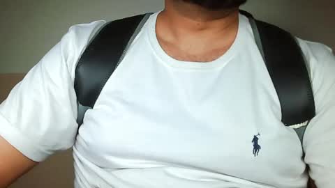 Snapshot of burlymonster chatting on December 25, 2024, 9:00 pm Hairy Arabian online show from December 25, 2024, 9:00 pm