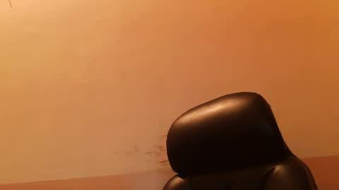 Snapshot of burlymonster chatting on January 15, 2025, 3:43 am Hairy Arabian online show from January 15, 2025, 3:43 am