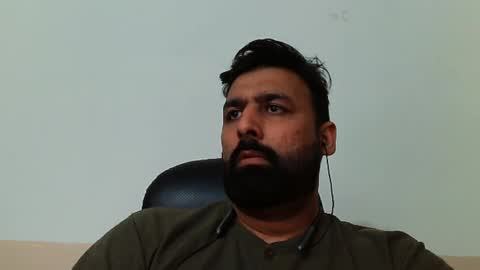 Snapshot of burlymonster chatting on February 4, 2025, 11:38 am Hairy Arabian online show from February 4, 2025, 11:38 am