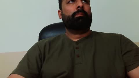Snapshot of burlymonster chatting on February 5, 2025, 6:02 am Hairy Arabian online show from February 5, 2025, 6:02 am