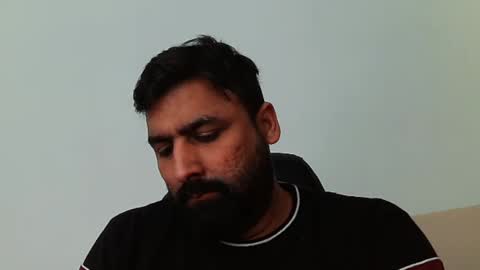 Snapshot of burlymonster chatting on February 6, 2025, 12:26 pm Hairy Arabian online show from February 6, 2025, 12:26 pm