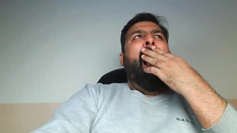 Snapshot of burlymonster chatting on February 8, 2025, 7:49 pm Hairy Arabian online show from February 8, 2025, 7:49 pm