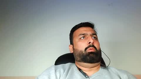 Snapshot of burlymonster chatting on February 9, 2025, 1:03 pm Hairy Arabian online show from February 9, 2025, 1:03 pm