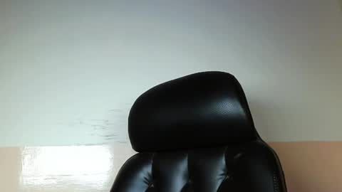 Snapshot of burlymonster chatting on February 11, 2025, 7:02 am Hairy Arabian online show from February 11, 2025, 7:02 am