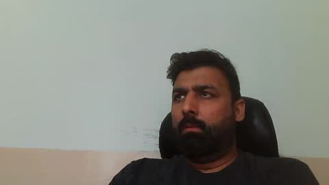 Snapshot of burlymonster chatting on February 13, 2025, 4:32 am Hairy Arabian online show from February 13, 2025, 4:32 am