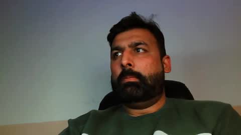 Snapshot of burlymonster chatting on March 8, 2025, 5:22 pm Hairy Arabian online show from March 8, 2025, 5:22 pm