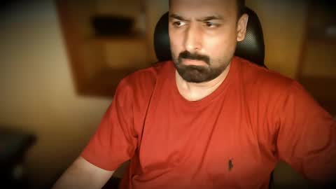 Snapshot of burlymonster chatting on October 3, 2025, 4:31 am Hairy Arabian online show from October 3, 2025, 4:31 am