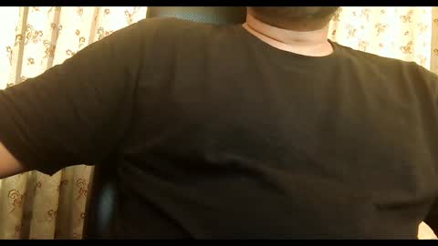 Hairy Arabian online show from March 25, 2026, 9:04 am