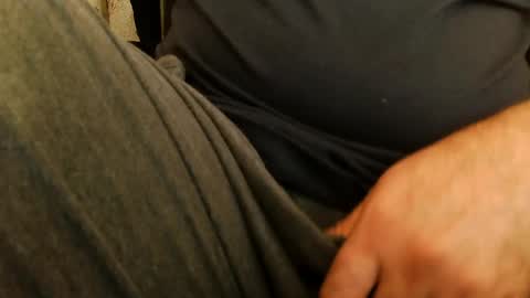 Snapshot of burlymonster chatting on May 6, 2026, 4:52 am Hairy Arabian online show from May 6, 2026, 4:52 am