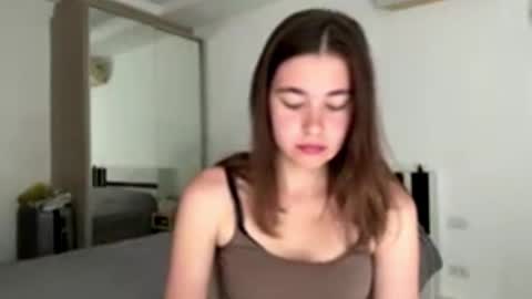 Nica online show from March 5, 2026, 8:32 am