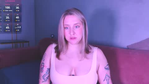 Lissa online show from November 14, 2025, 8:07 pm