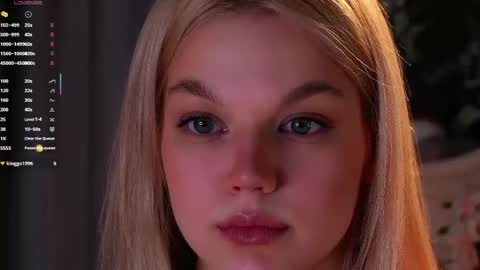 Jessica online show from April 19, 2026, 3:55 pm