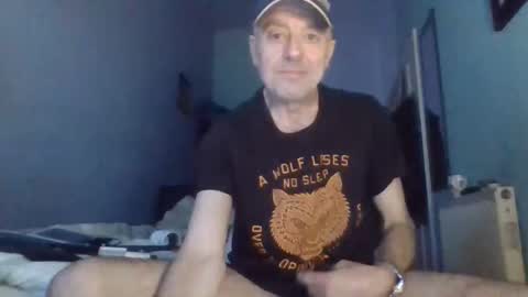 Snapshot of burnleyguy1977 chatting on April 15, 2026, 2:51 am burnleyguy1977 online show from April 15, 2026, 2:51 am