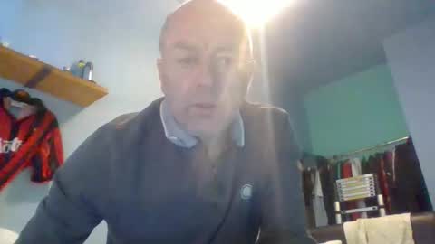 Snapshot of burnleyguy1977 chatting on April 28, 2026, 8:41 am burnleyguy1977 online show from April 28, 2026, 8:41 am