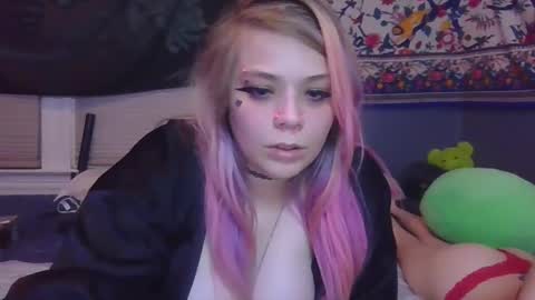 lilly online show from December 5, 2024, 6:10 am