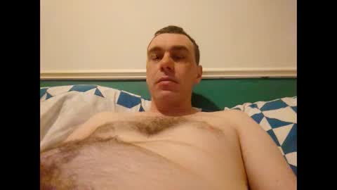 Snapshot of burtz909 chatting on December 9, 2024, 11:04 am burtz909 online show from December 9, 2024, 11:04 am