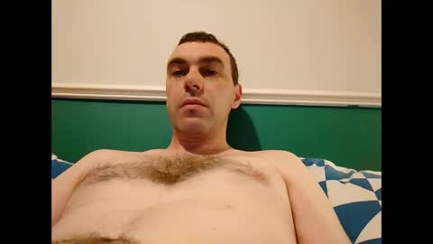 Snapshot of burtz909 chatting on October 4, 2025, 10:13 am burtz909 online show from October 4, 2025, 10:13 am