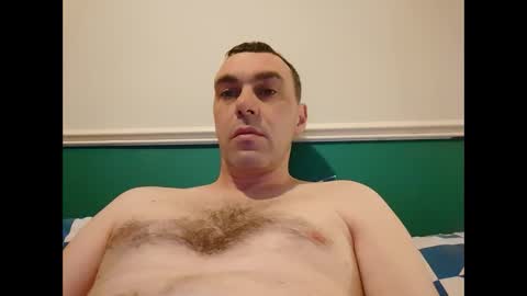 Snapshot of burtz909 chatting on November 9, 2025, 11:08 am burtz909 online show from November 9, 2025, 11:08 am