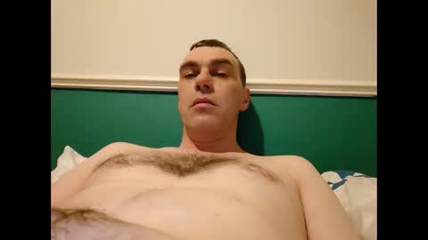 Snapshot of burtz909 chatting on February 8, 2026, 11:02 am burtz909 online show from February 8, 2026, 11:02 am