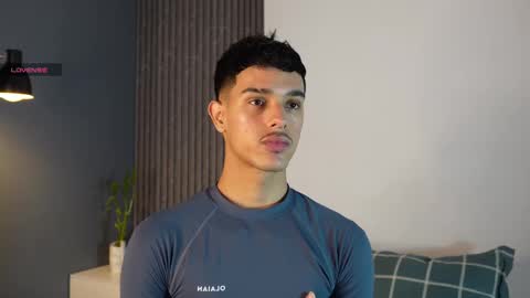 Buster independent model online show from September 19, 2025, 1:45 pm