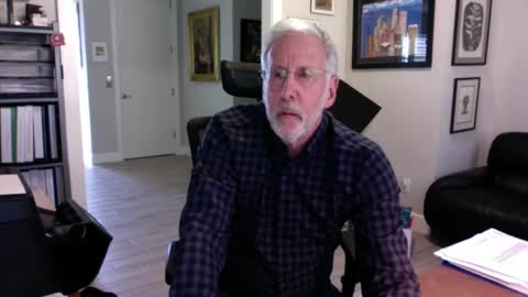 Snapshot of bustinout99 chatting on February 26, 2025, 6:54 pm afternoon wood online show from February 26, 2025, 6:54 pm