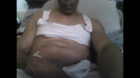 Busturgutzgd1 online show from February 24, 2025, 8:38 am